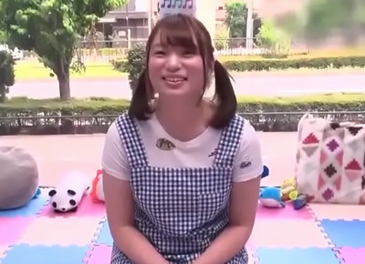 巨乳保育士さん限定！マザコン男子が求める母性溢れる素人さんを求めてMM号でラブラブセクロス
