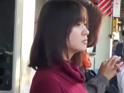 「痛いぃ！やめてえ！」大人しそうなちっぱい美少女が外国人のデカチン巨根で強姦され悲鳴‥
