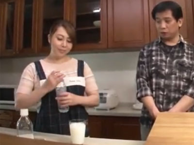 爆乳のムチムチ義母に誘惑されて我慢できずに禁断のパコ