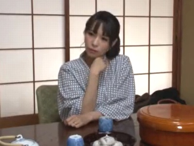 美人過ぎる義母と温泉旅行→日頃から気になっていた美乳を混浴温泉で見て止まらない近親相姦